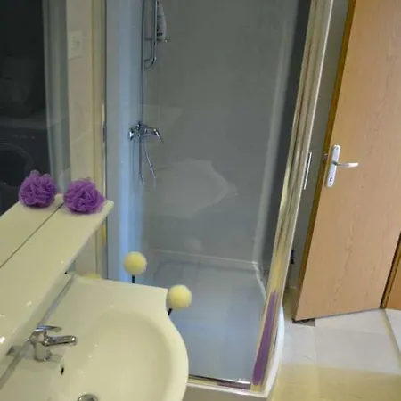 Apartman Kivenich Apartman Divsici